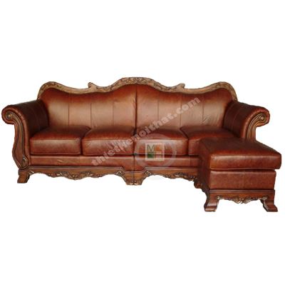 Sofa dài bọc da cổ điển